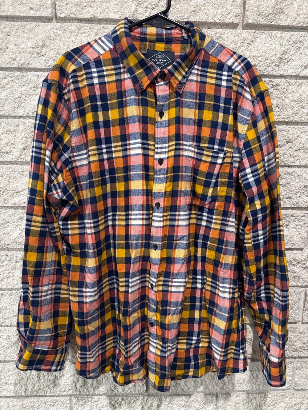 Men’s Plaid Button-Down Shirt